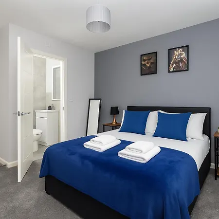度假居 Alt-stay Leeds, M621 Junction 1 - Free Parking & Fast Wi-fi - Fussball Table - Master En-suite - Idea For Contractors & Long *