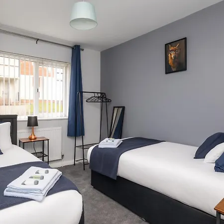 Stonecliffe 33 By Alt-stay - 3 Bed - Parking, Wifi & Full Kitchen - Contractors & Relocations - Weekly & Monthly Rates - Rates Direct, Search Alt-stay Feriehus *