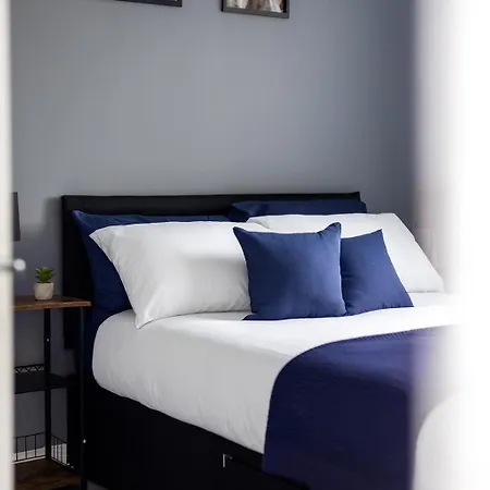 Feriehus Stonecliffe 33 By Alt-stay - 3 Bed - Parking, Wifi & Full Kitchen - Contractors & Relocations - Weekly & Monthly Rates - Rates Direct, Search Alt-stay