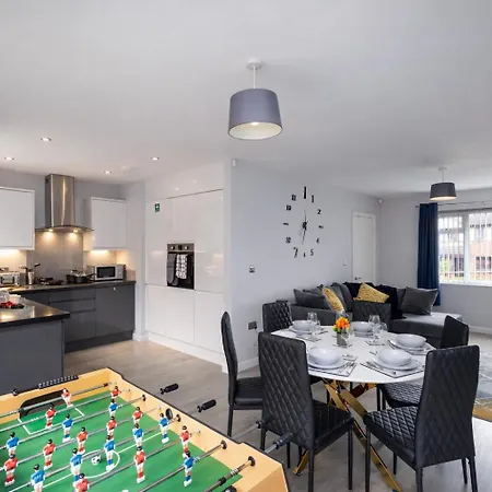 Stonecliffe 33 By Alt-Stay Contractor Accommodation - 3 Bed Contractor Home With Parking, Wi-Fi & Full Kitchen - Ideal For Long Stays *