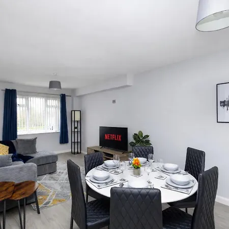 Stonecliffe 33 By Alt-Stay Contractor Accommodation - 3 Bed Contractor Home With Parking, Wi-Fi & Full Kitchen - Ideal For Long Stays بيت للعطل *